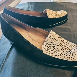 Aerosoles Suede Wedge Pump w/Calf Hair Toe